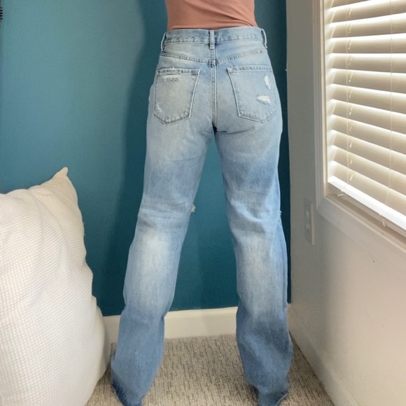 New Kancan High Rise distressed button fly jeans - Picture 12 of 16